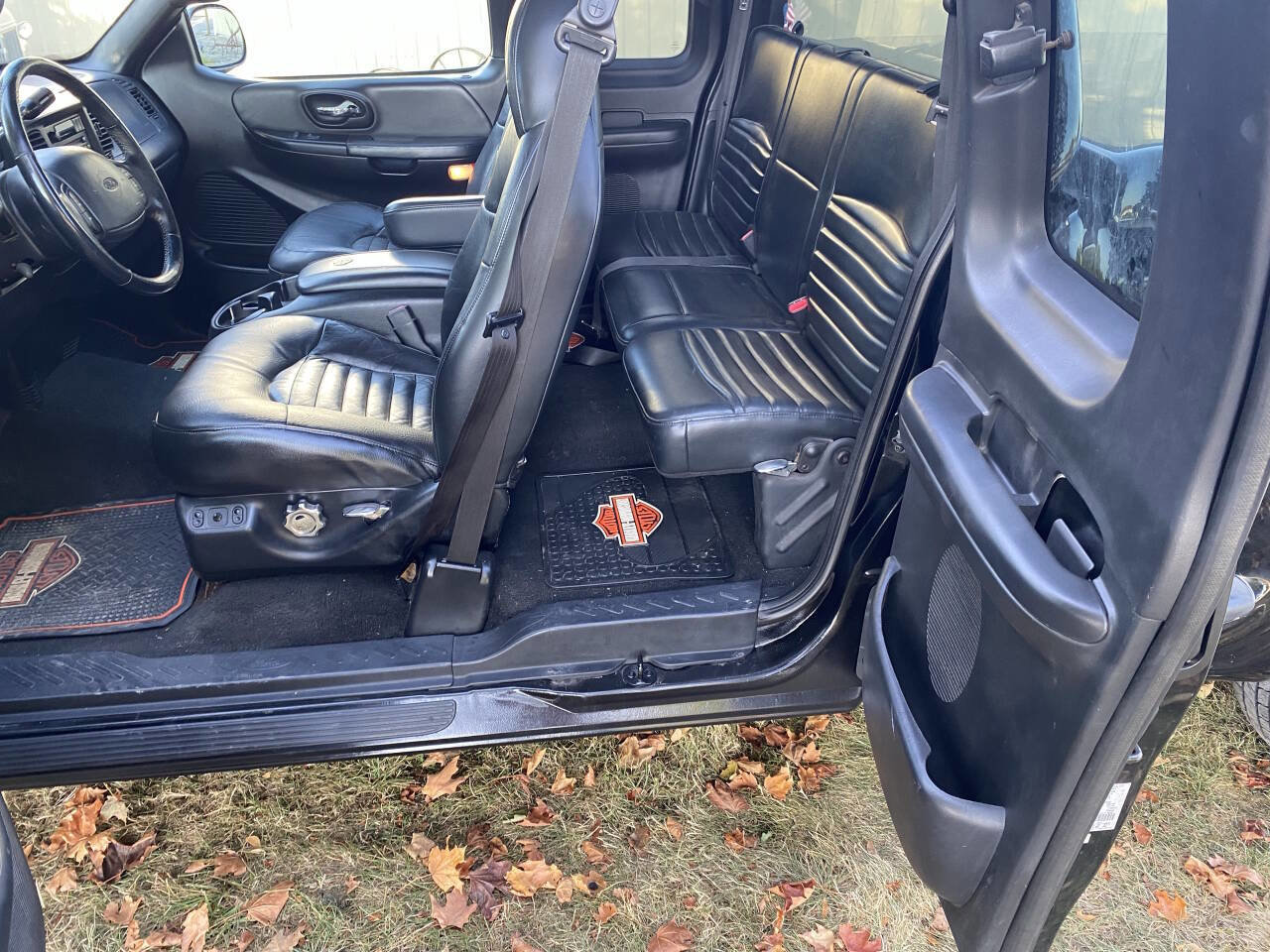 Used 2000 Ford F150 Harley-Davidson image 11