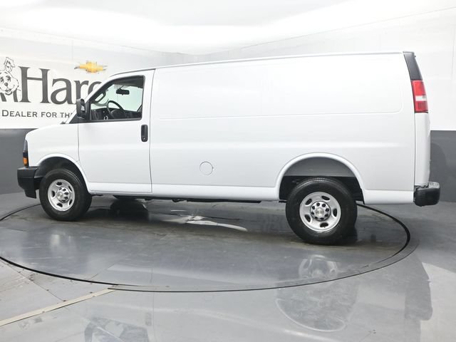 New 2026 Chevrolet Express 2500 w/ Driver Convenience Package RWD image 31