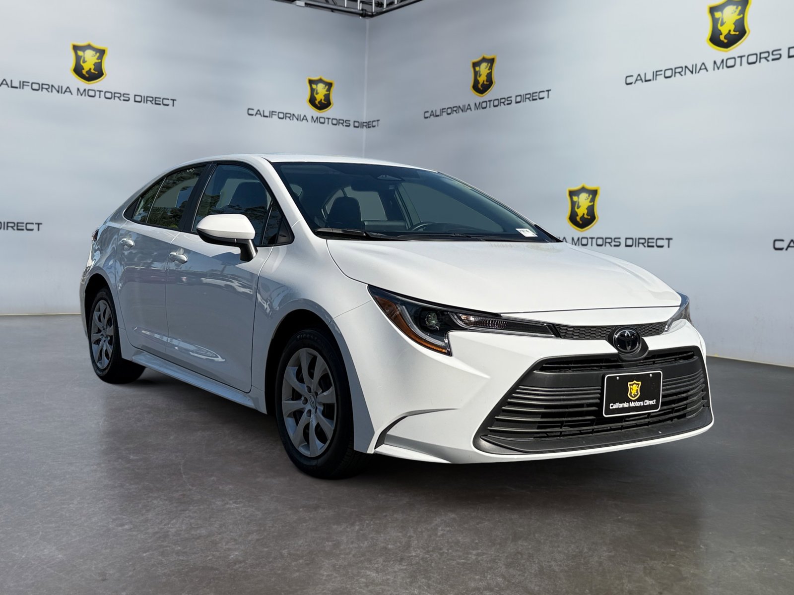 Used 2025 Toyota Corolla LE image 7
