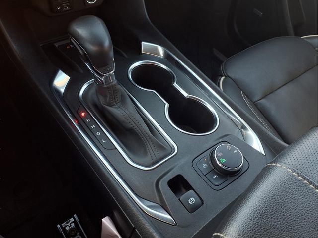 Certified 2022 Chevrolet Traverse Premier w/ Redline Edition image 11