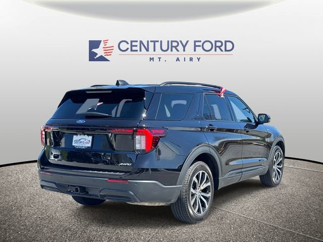 Used 2026 Ford Explorer ST-Line image 2