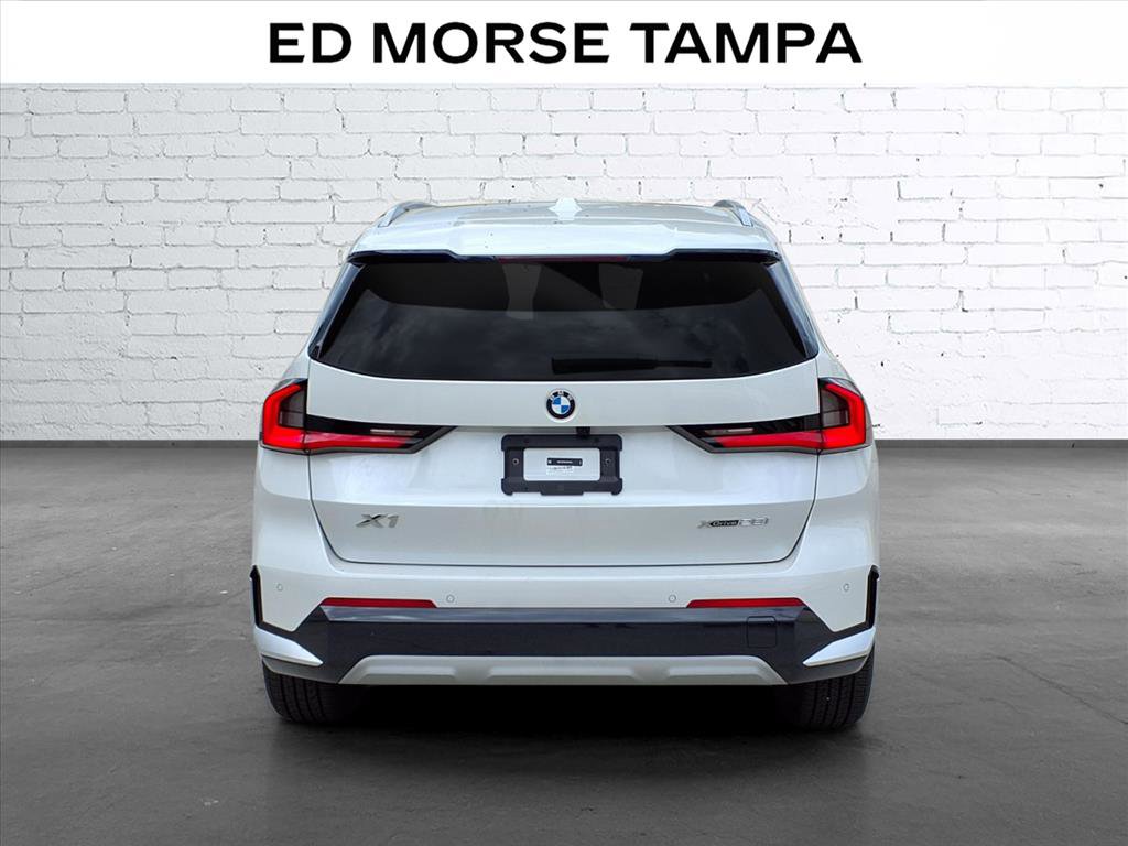 Used 2026 BMW X1 xDrive28i image 4