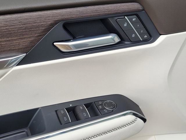 New 2026 GMC Acadia Denali w/ Super Cruise Package image 22