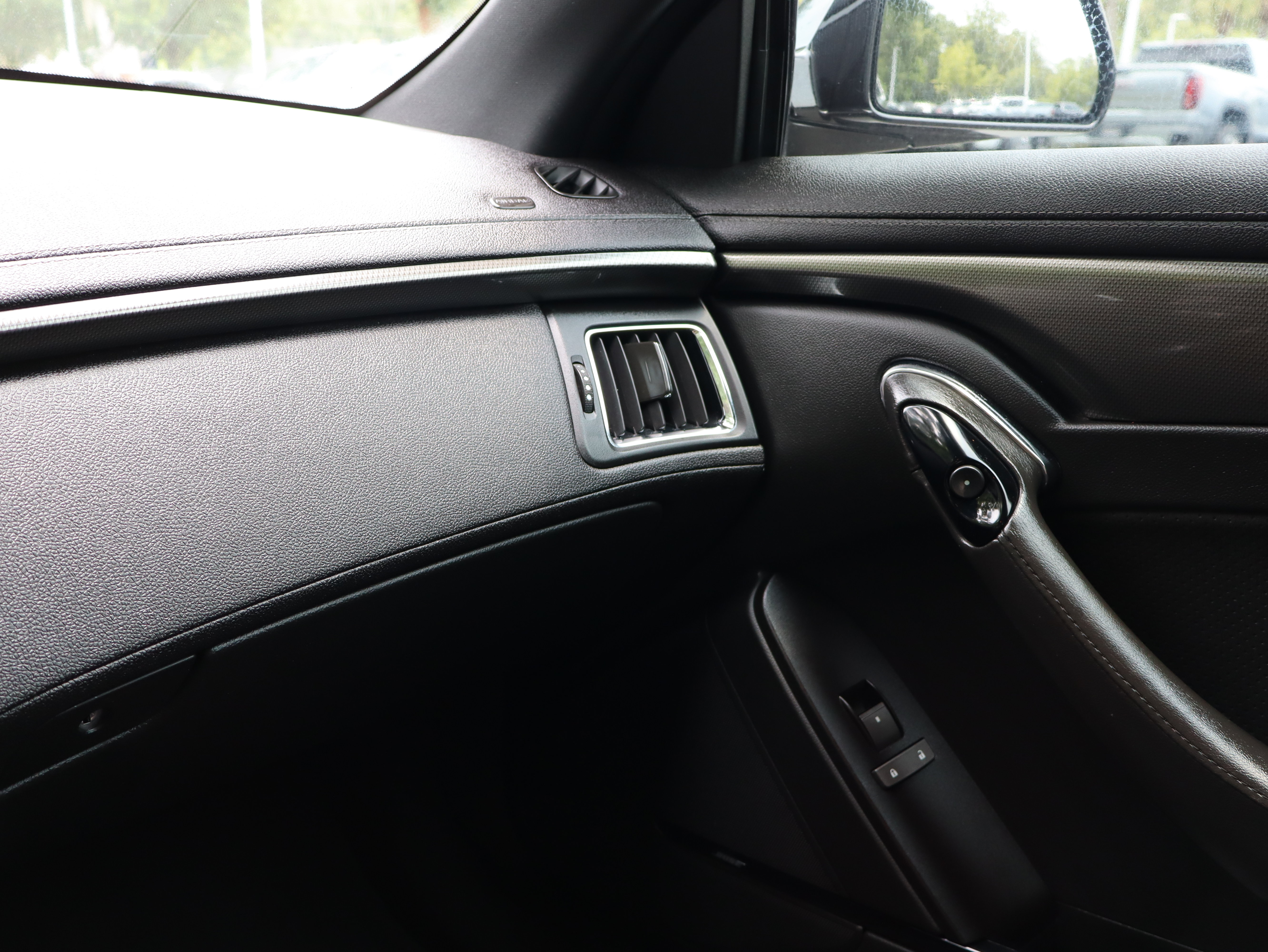 Used 2011 Cadillac CTS V RWD image 48