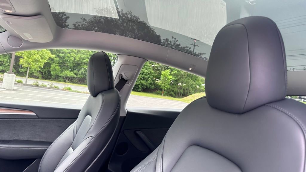 Used 2022 Tesla Model Y Performance AWD/4WD image 14