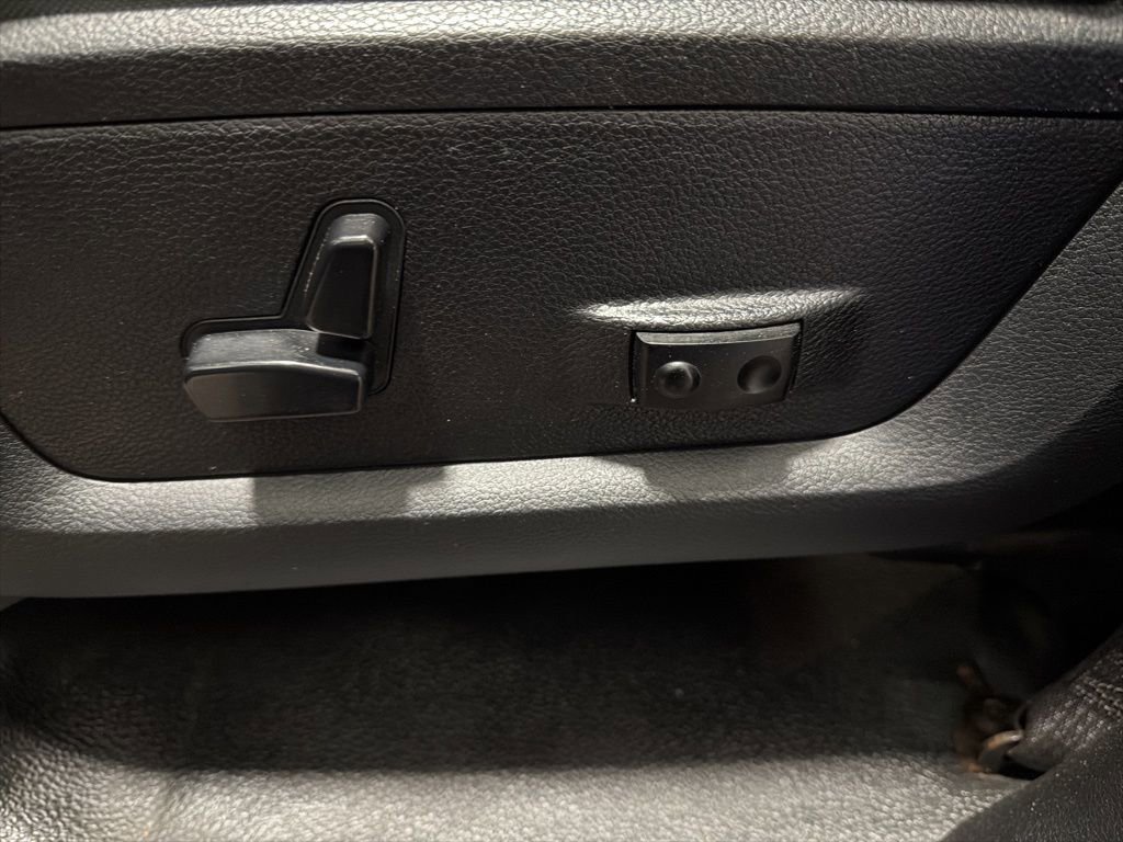 Used 2013 RAM 2500 SLT w/ HD Snow Plow Prep Group image 15