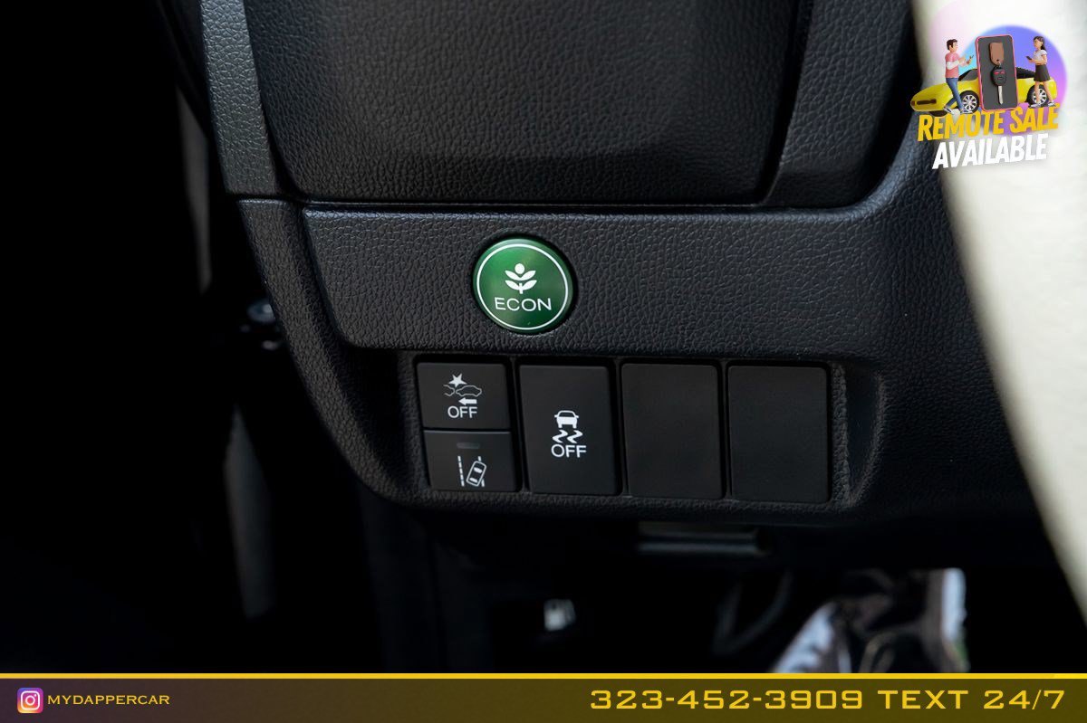 Used 2020 Honda Fit EX image 25