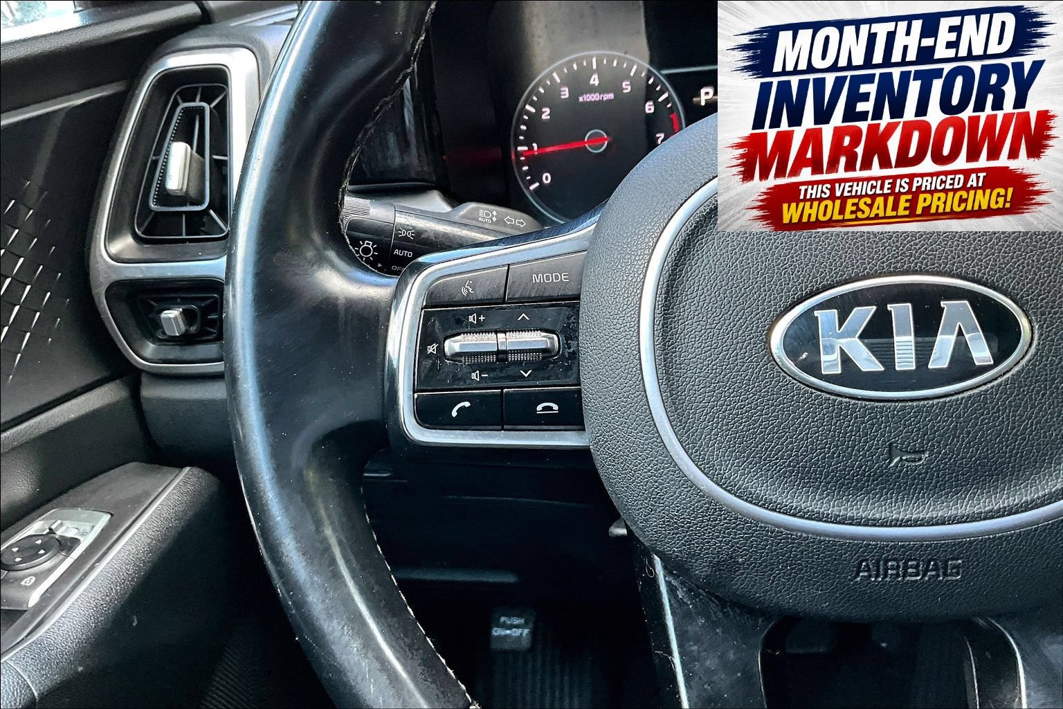Used 2021 Kia Sorento S FWD image 13