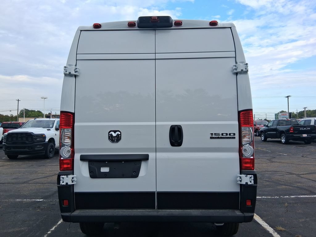 New 2026 RAM ProMaster 1500 w/ Convenience Group FWD image 7