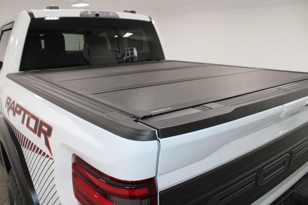 Used 2025 Ford F150 Raptor AWD/4WD image 17
