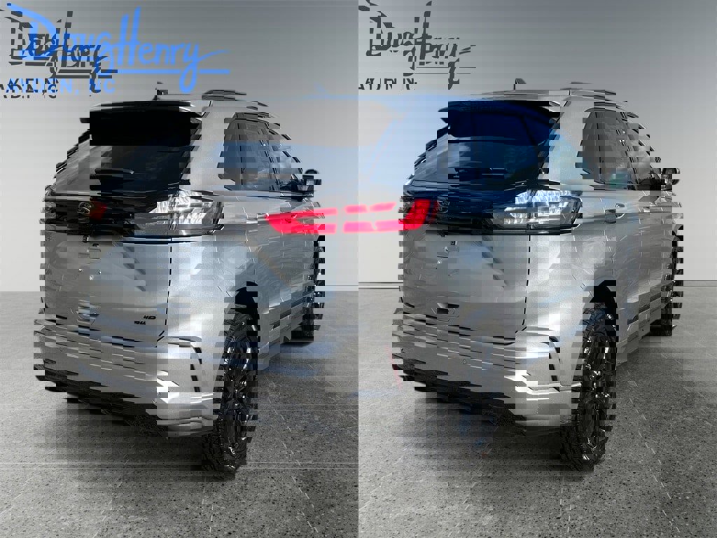 Used 2024 Ford Edge SE w/ Black Appearance Package image 27