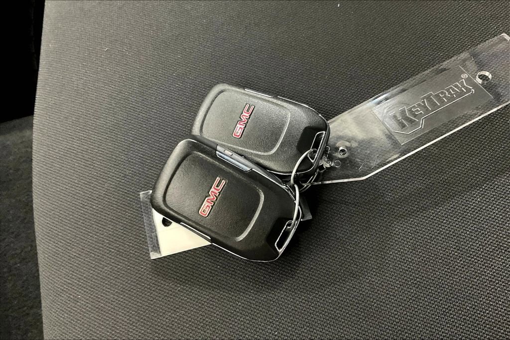 Used 2022 GMC Sierra 1500 SLE image 14