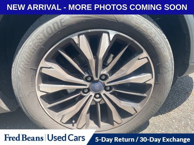 Used 2022 Ford Escape SE w/ SE Sport Appearance Package AWD/4WD image 15