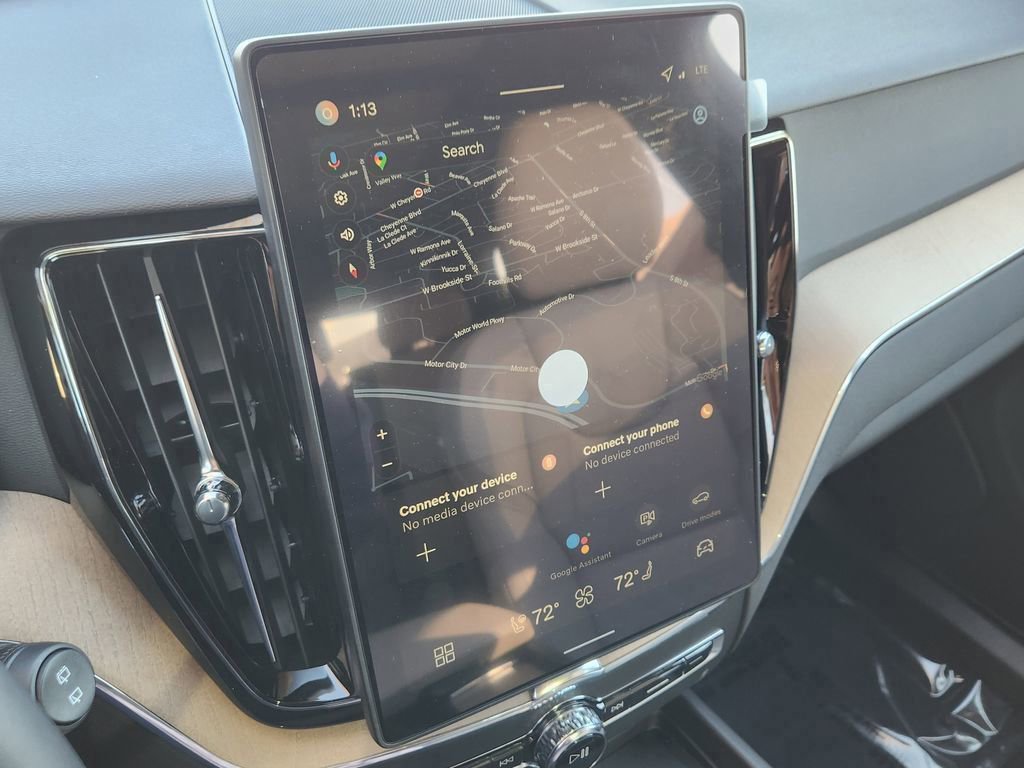 New 2026 Volvo XC60 B5 Plus w/ Protection Package Premier image 7