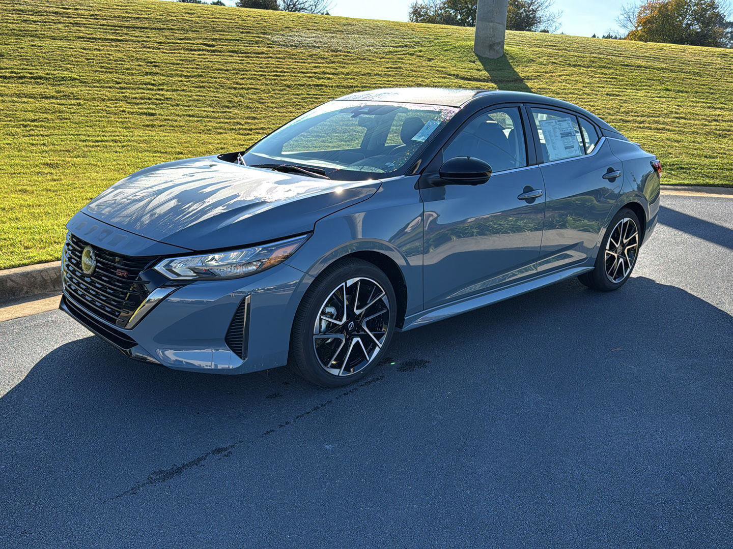 New 2025 Nissan Sentra SR w/ SR Premium Package