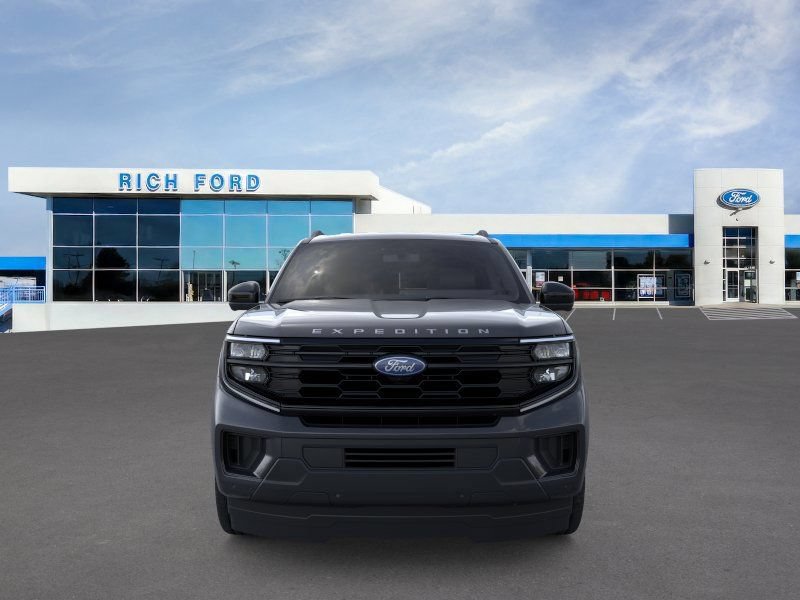New 2025 Ford Expedition Max Active RWD image 8