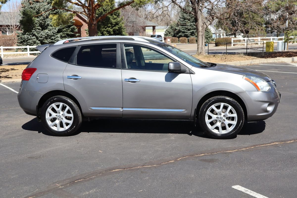 Used 2013 Nissan Rogue SL image 3