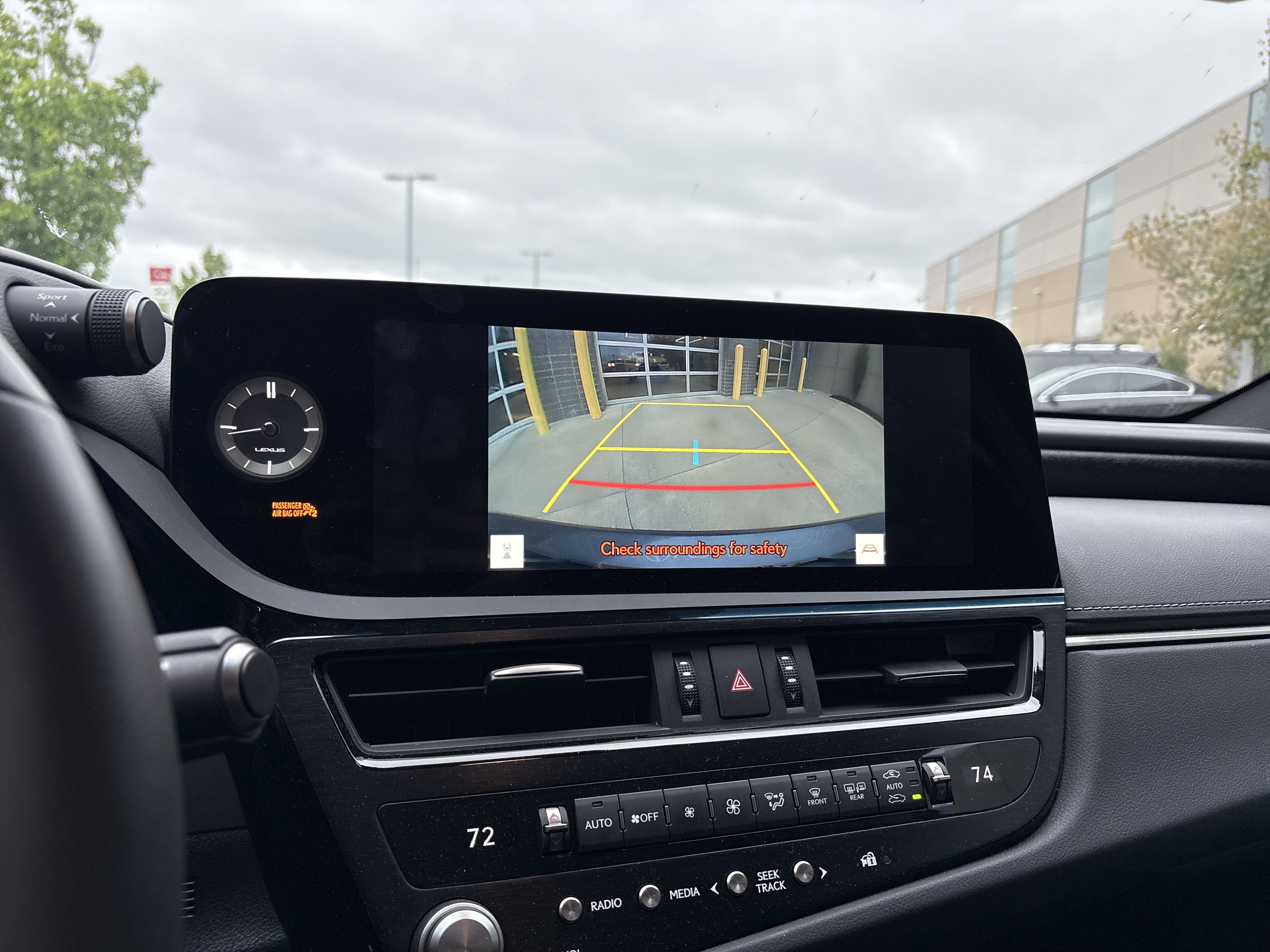 Used 2023 Lexus ES 250 w/ Premium Package image 25