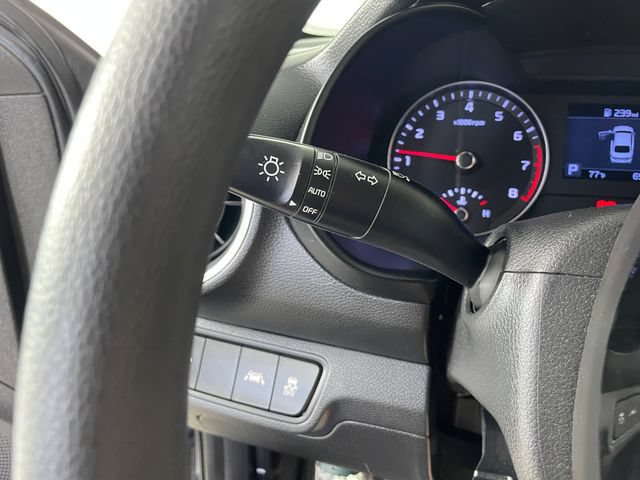 Used 2019 Kia Forte LXS FWD image 13