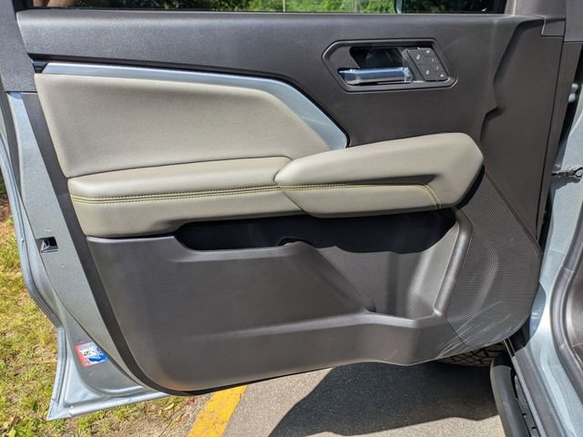 New 2026 Chevrolet Colorado ZR2 w/ Technology Package AWD/4WD image 8
