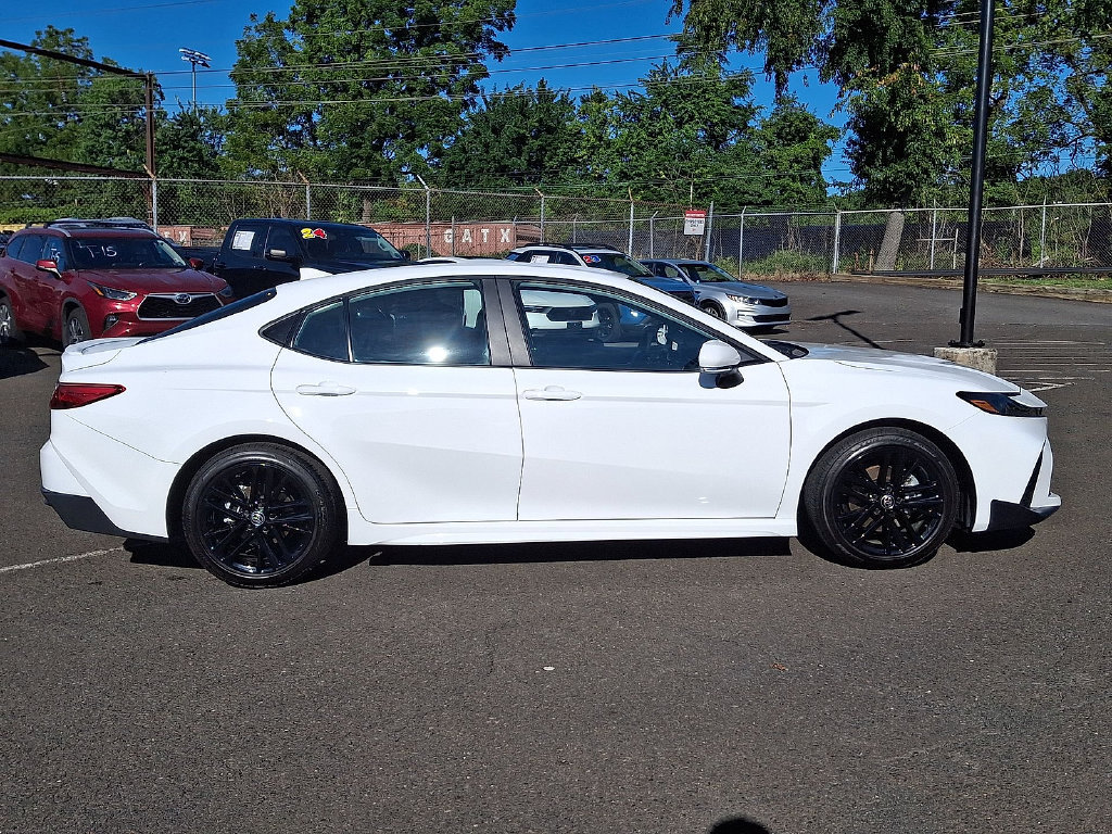 Certified 2026 Toyota Camry SE w/ Convenience Package FWD image 33