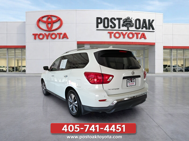 Used 2019 Nissan Pathfinder S FWD image 5