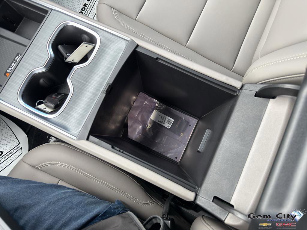 New 2026 GMC Acadia Elevation w/ Elevation Premium Package AWD/4WD image 28