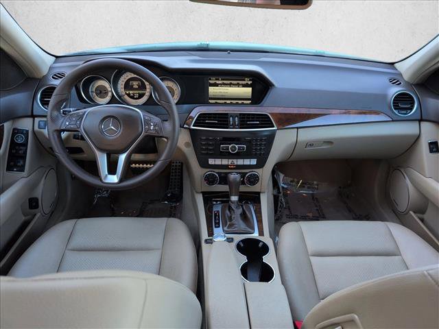 Used 2013 Mercedes-Benz C 250 Sedan image 19