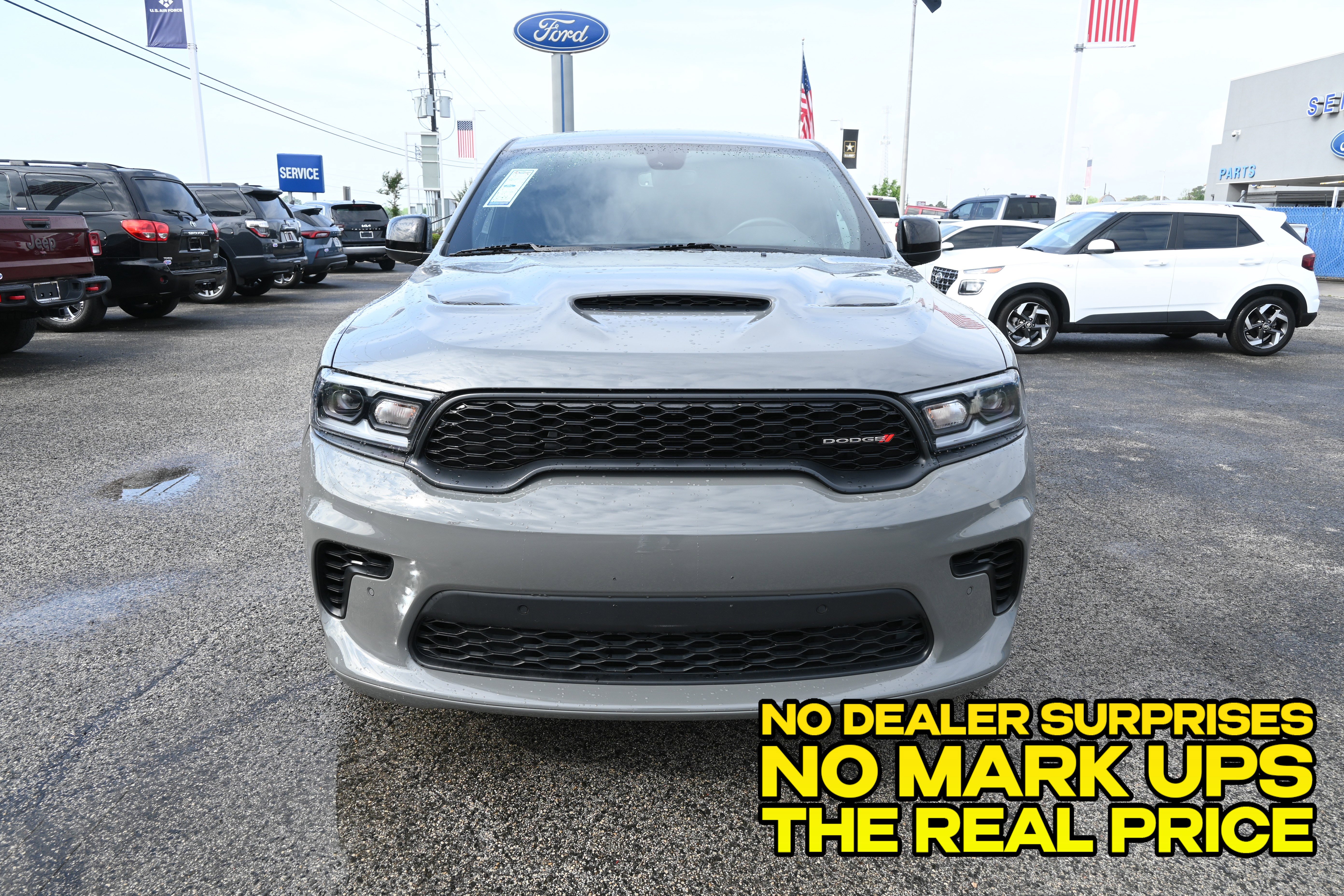 Used 2023 Dodge Durango R/T RWD image 8
