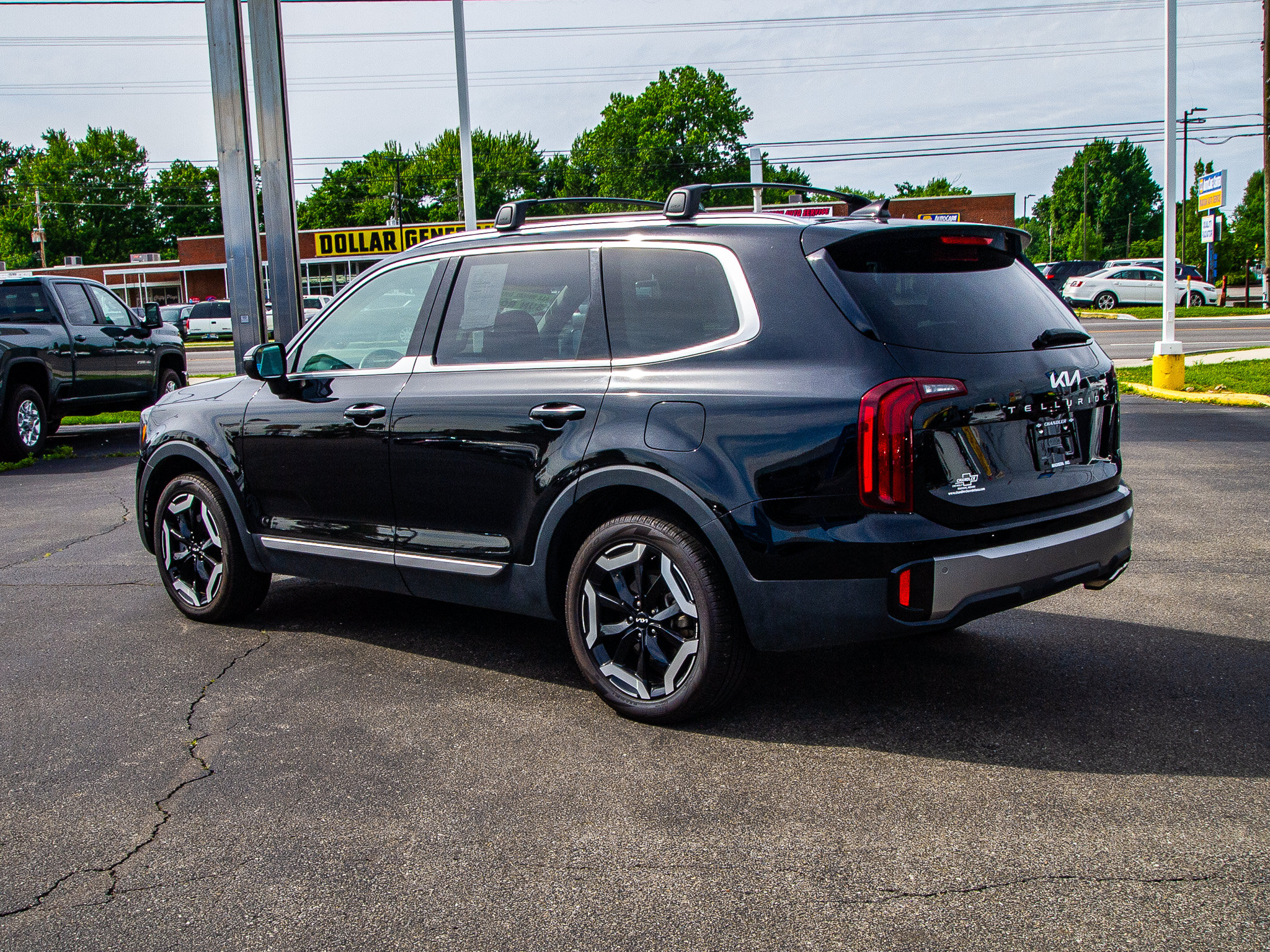 Used 2025 Kia Telluride S AWD/4WD image 5
