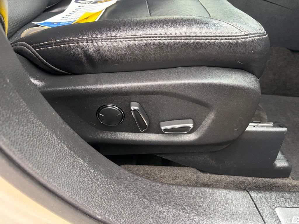 Used 2017 Ford Explorer Limited FWD image 30
