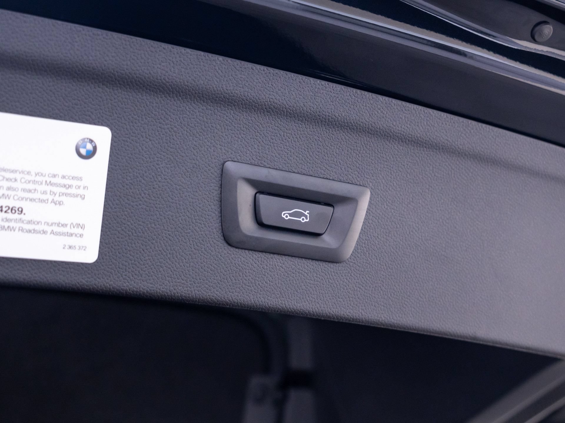 Certified 2026 BMW iX xDrive45 w/ Premium Package AWD/4WD image 29