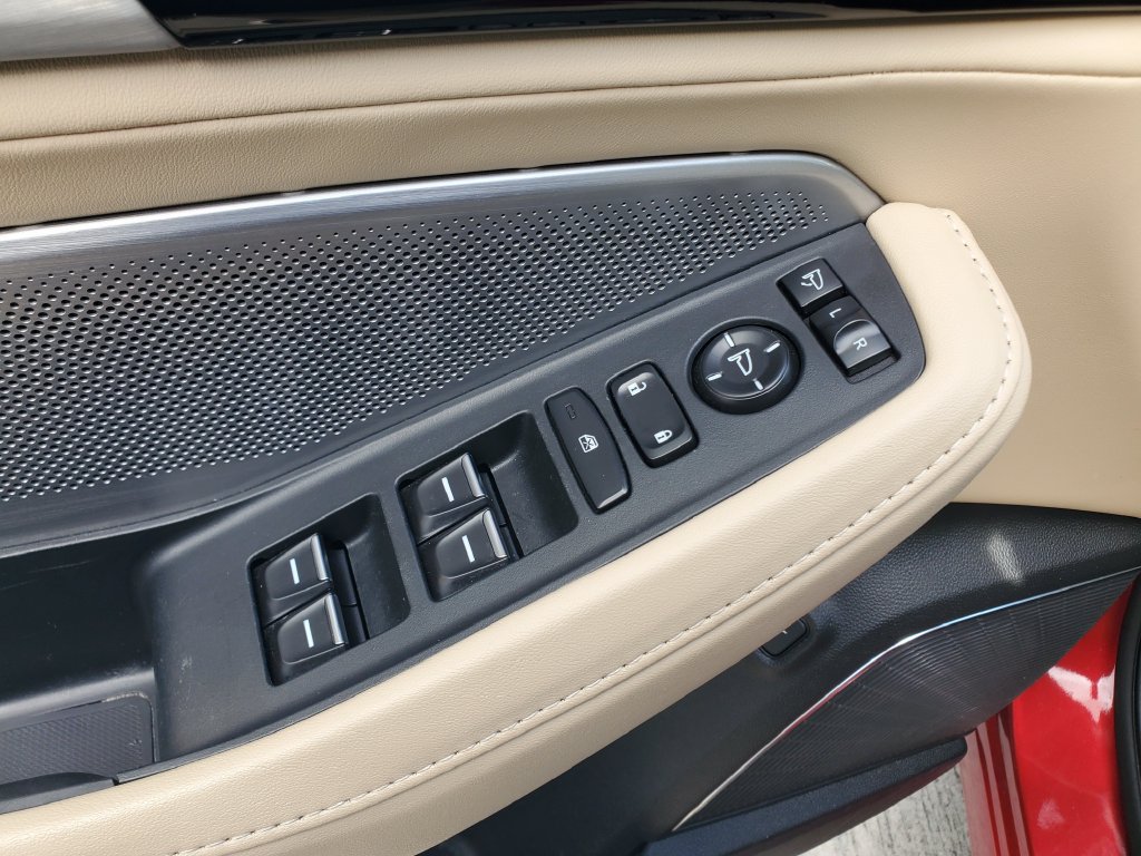 Certified 2025 Acura MDX w/ Technology Package FWD image 22