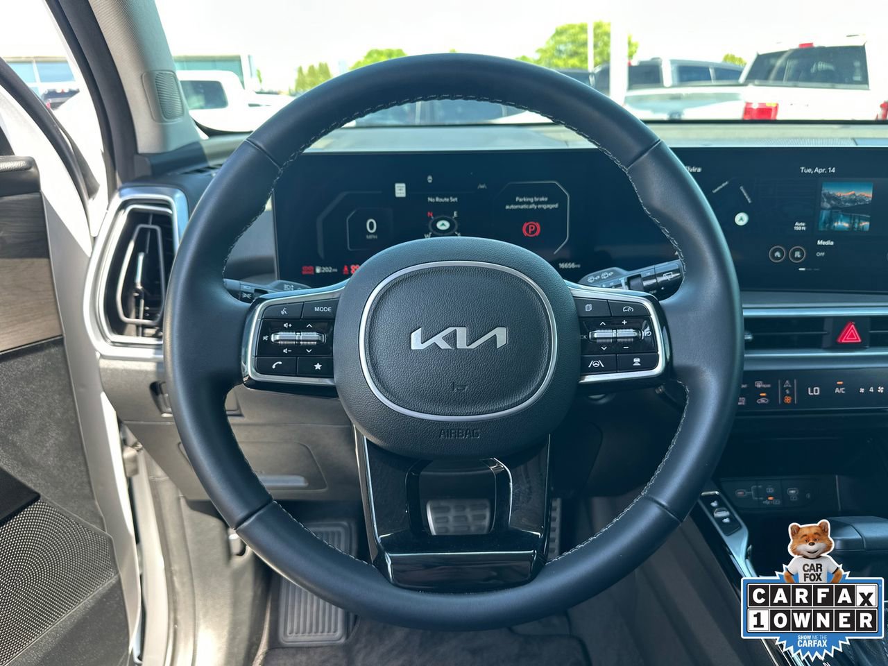 Used 2024 Kia Sorento SX image 24