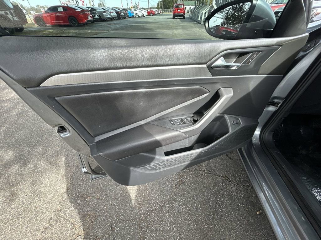 Used 2019 Volkswagen Jetta S w/ Driver Assistance Package image 12