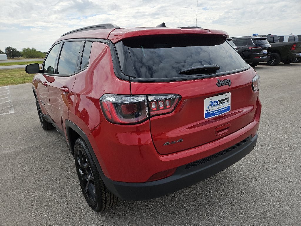 New 2027 Jeep Compass Latitude AWD/4WD image 5