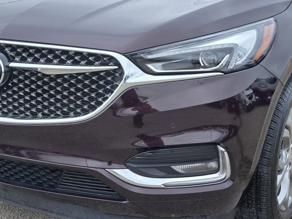 Used 2021 Buick Enclave Avenir w/ Avenir Technology Package FWD image 7