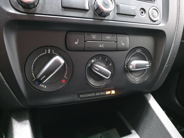 Used 2012 Volkswagen Jetta TDI FWD image 21