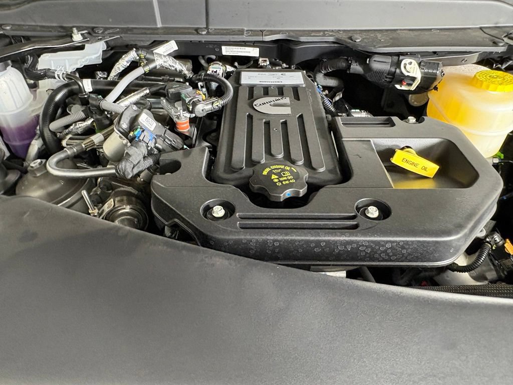 New 2026 RAM 2500 Laramie AWD/4WD image 43