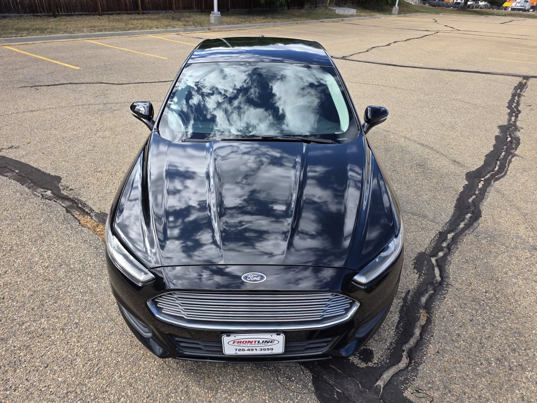 Used 2016 Ford Fusion SE FWD image 12