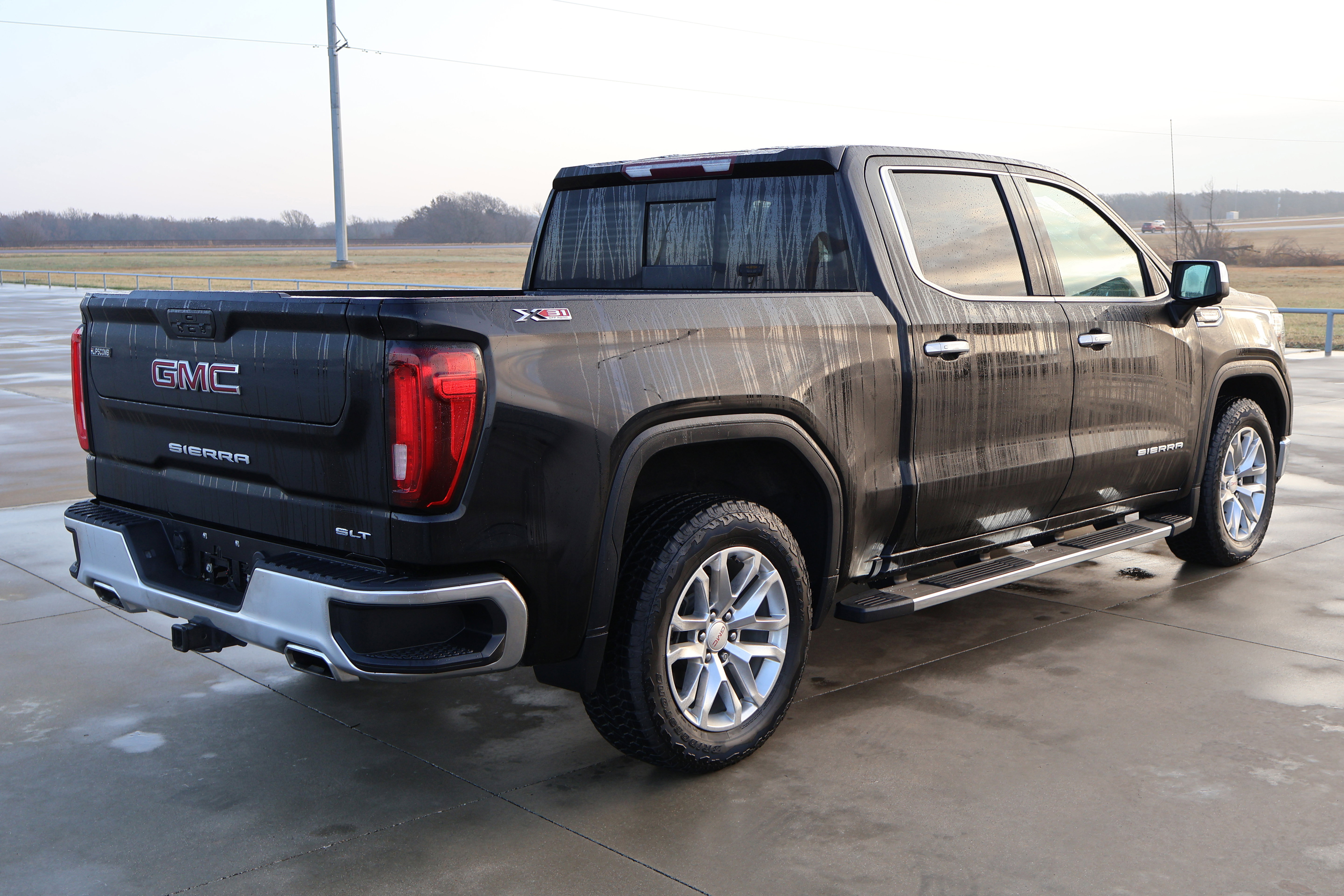 Used 2021 GMC Sierra 1500 SLT image 8
