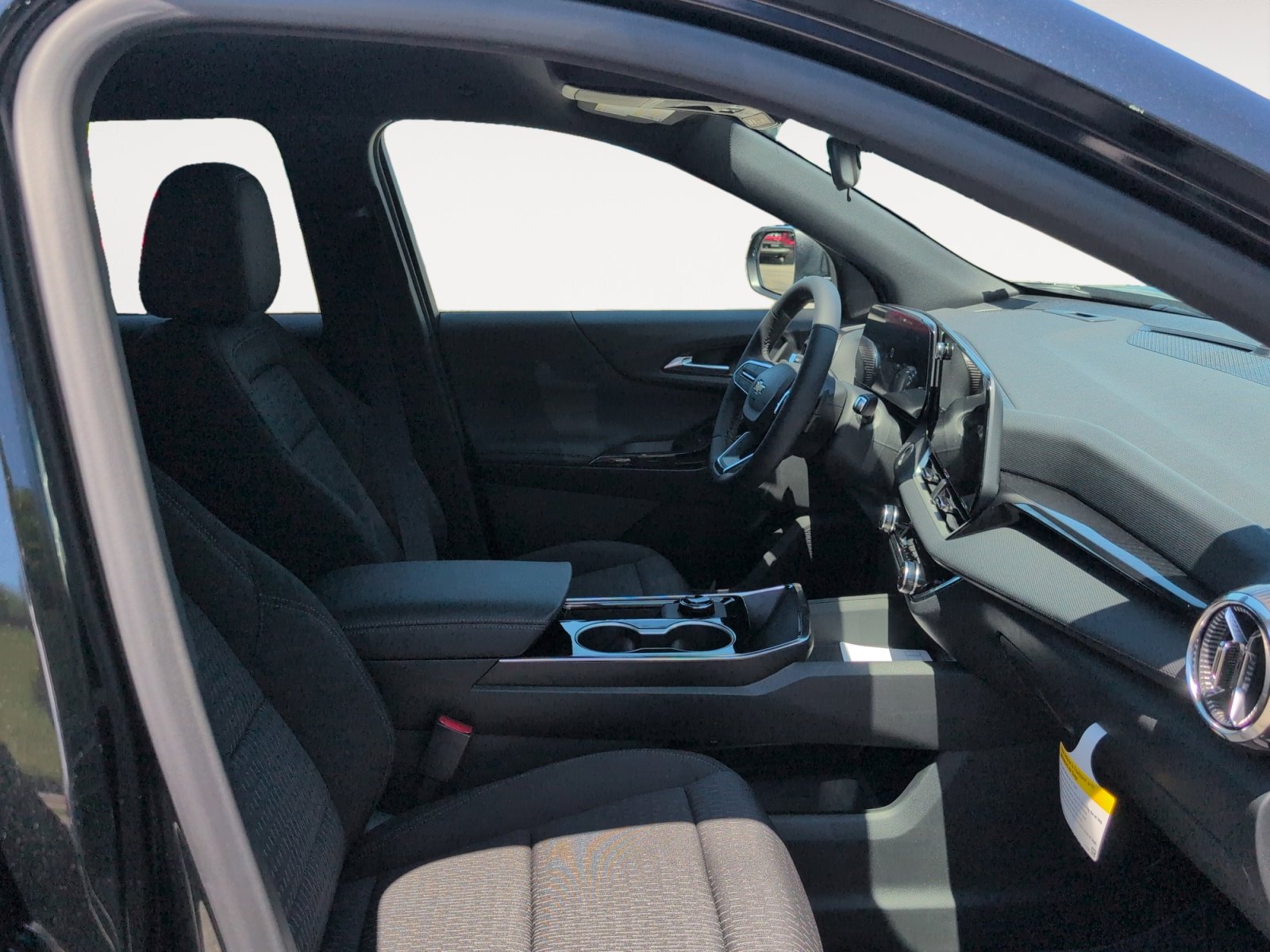 New 2026 Chevrolet Equinox LT AWD/4WD image 15