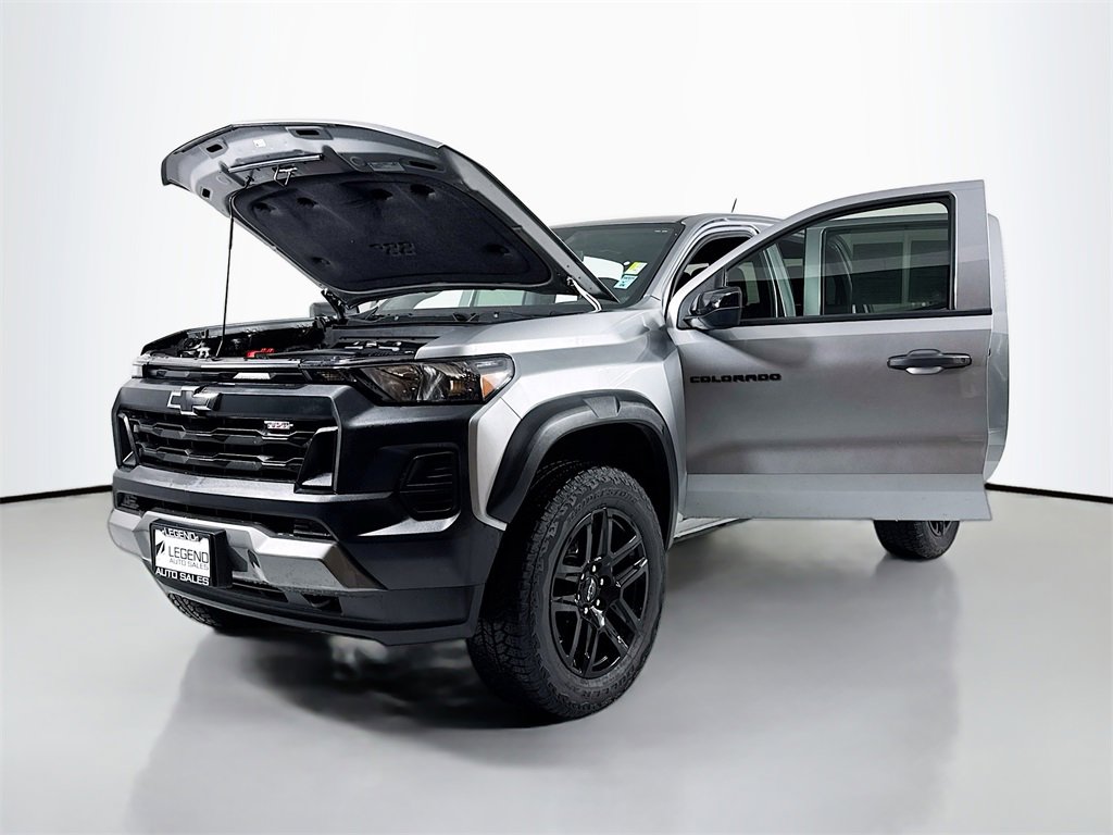 Used 2024 Chevrolet Colorado Trail Boss w/ Advanced Trailering Package image 21