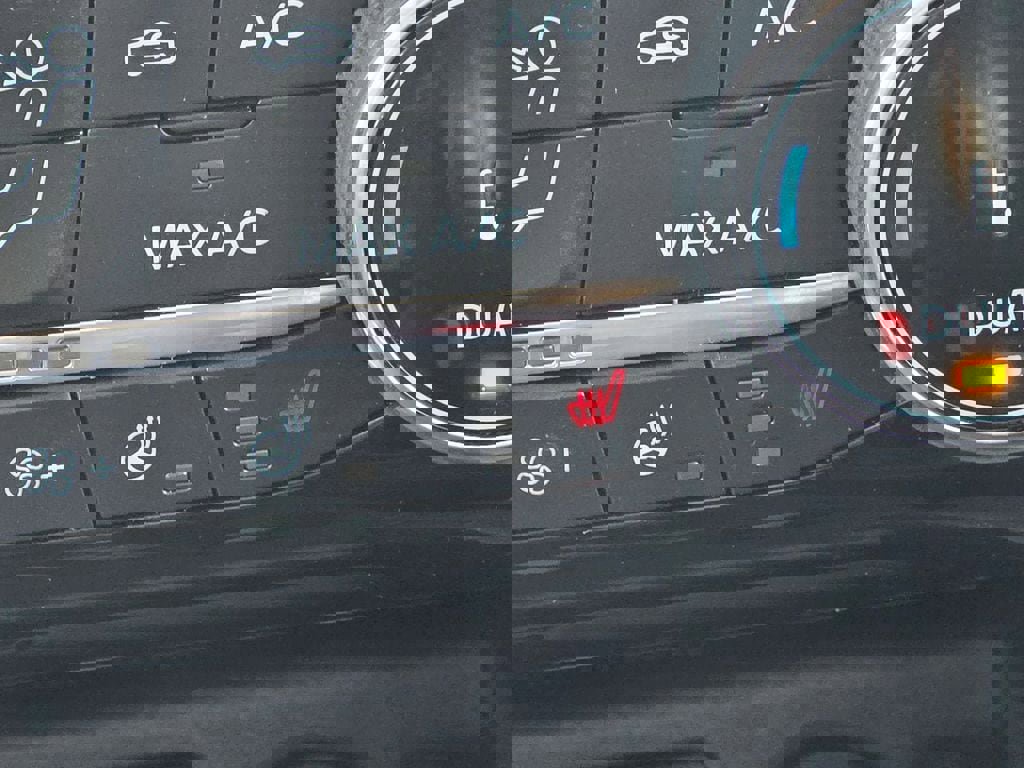 Used 2022 Ford Escape SEL w/ SEL Stealth AWD Package image 15