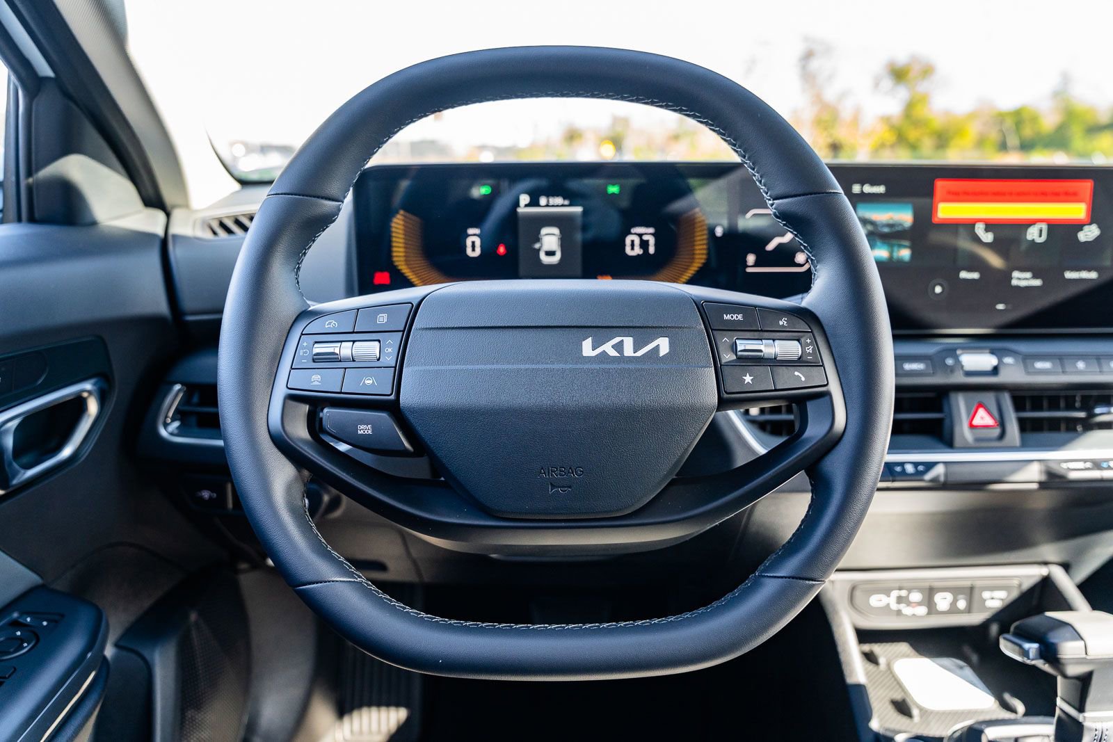 New 2026 Kia K4 EX image 18