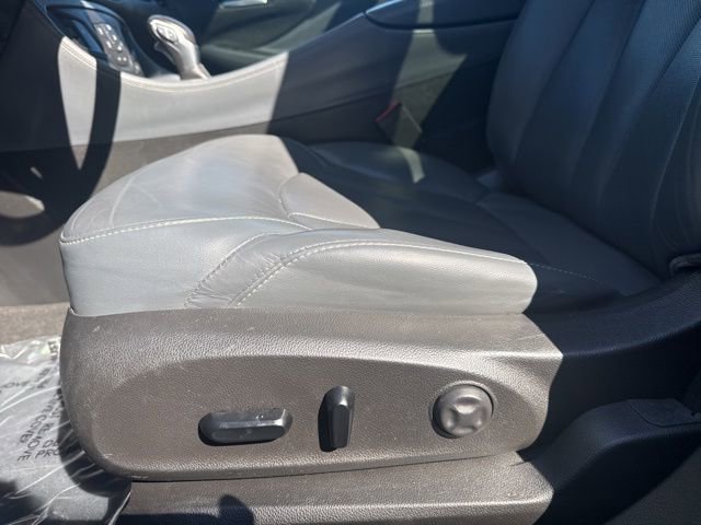 Used 2019 Buick Envision Premium AWD/4WD image 15