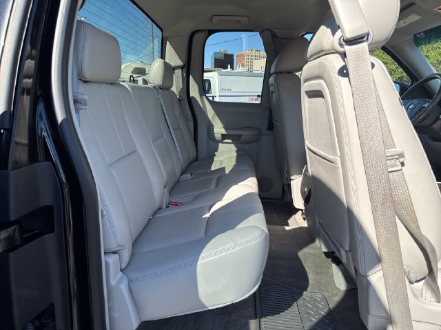 Used 2013 Chevrolet Silverado 1500 LTZ w/ LTZ Plus Package AWD/4WD image 29