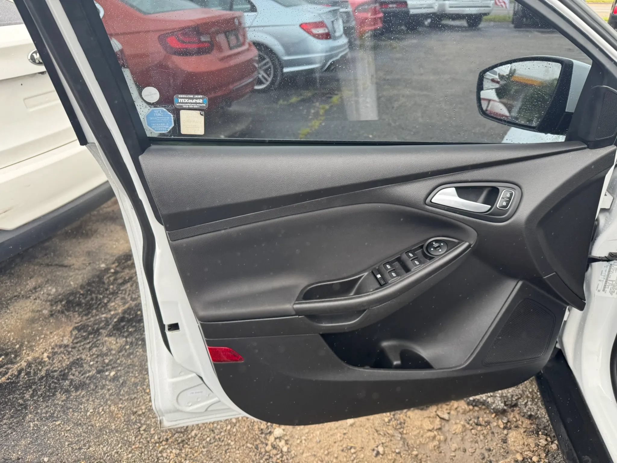 Used 2018 Ford Focus SE FWD image 13