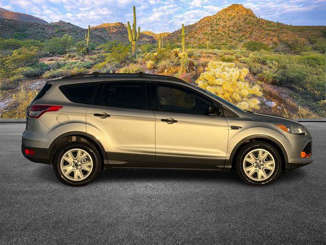 Used 2016 Ford Escape S image 3