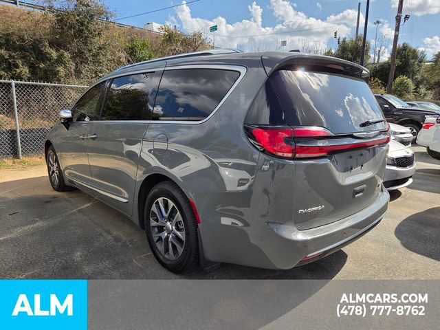 Used 2023 Chrysler Pacifica Pinnacle image 8